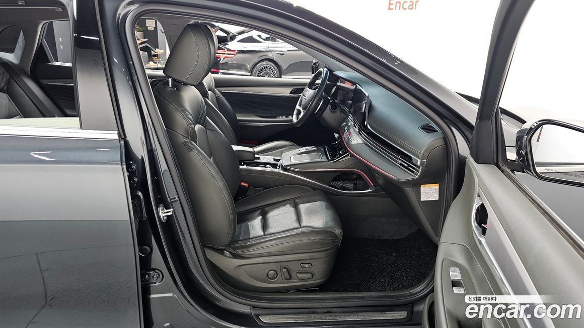 Hyundai Grandeur 2020