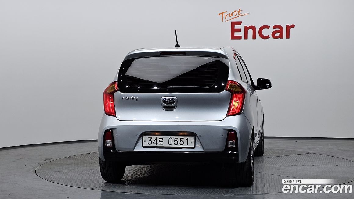 Kia morning 2016