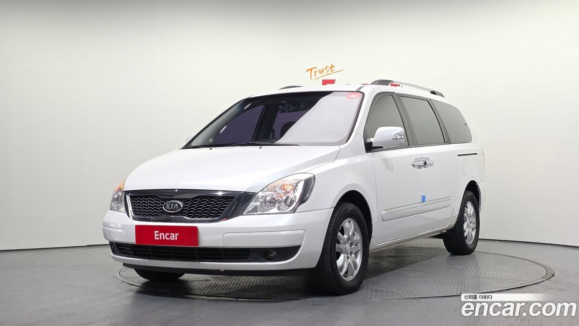Kia Canival 2012