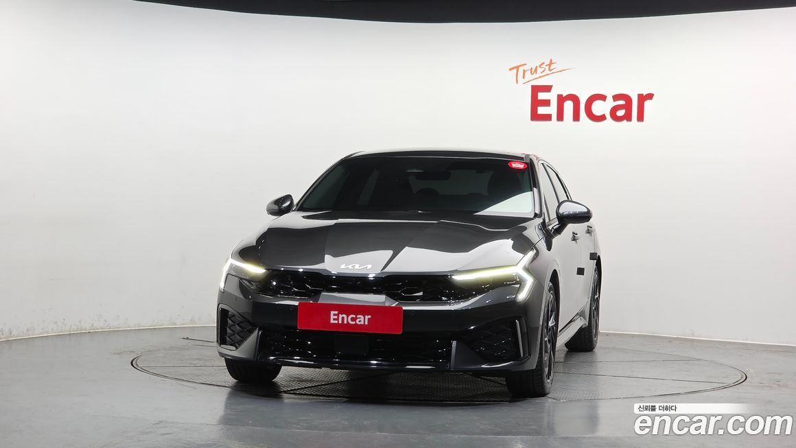 Kia K5 2025