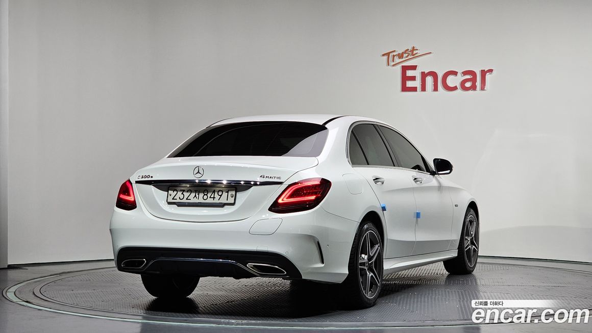 Mercedes-Benz C-Class 2020