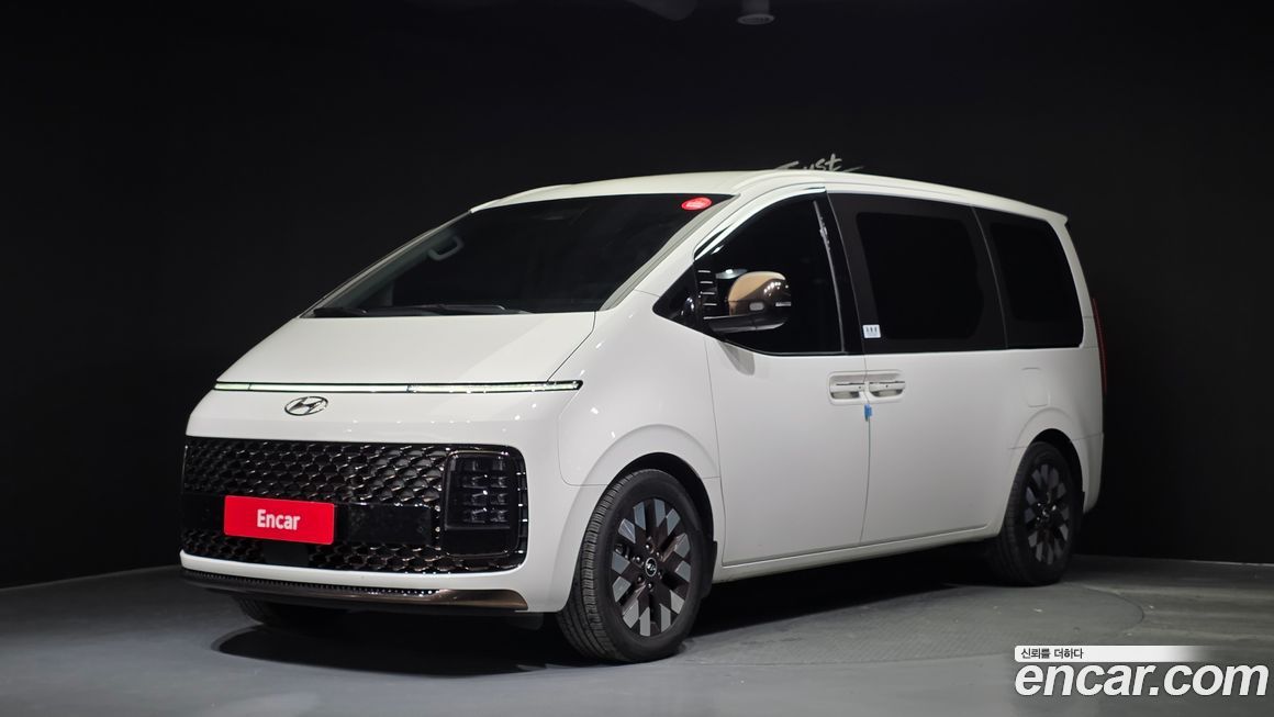 Hyundai Staria 2023