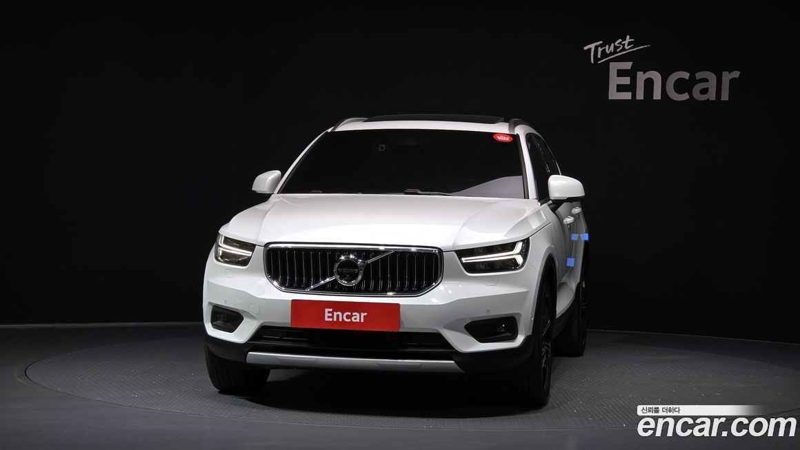 Volvo XC40 2021