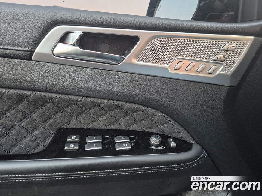 KG_Mobility_Ssangyong Rexton 2023