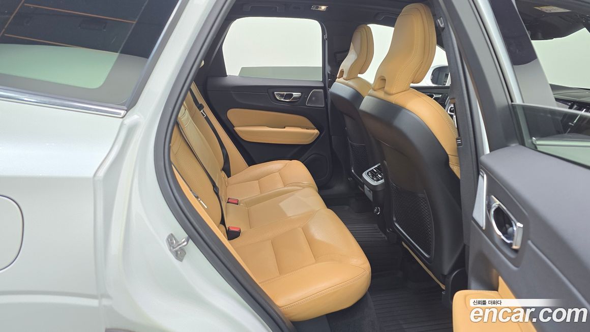 Volvo XC60 2019