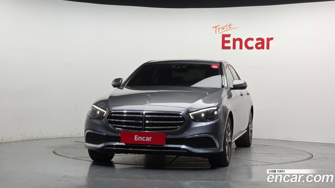 Mercedes-Benz E-Class 2021