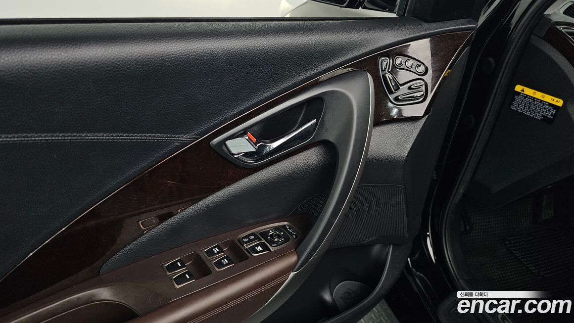 Hyundai Grandeur 2013