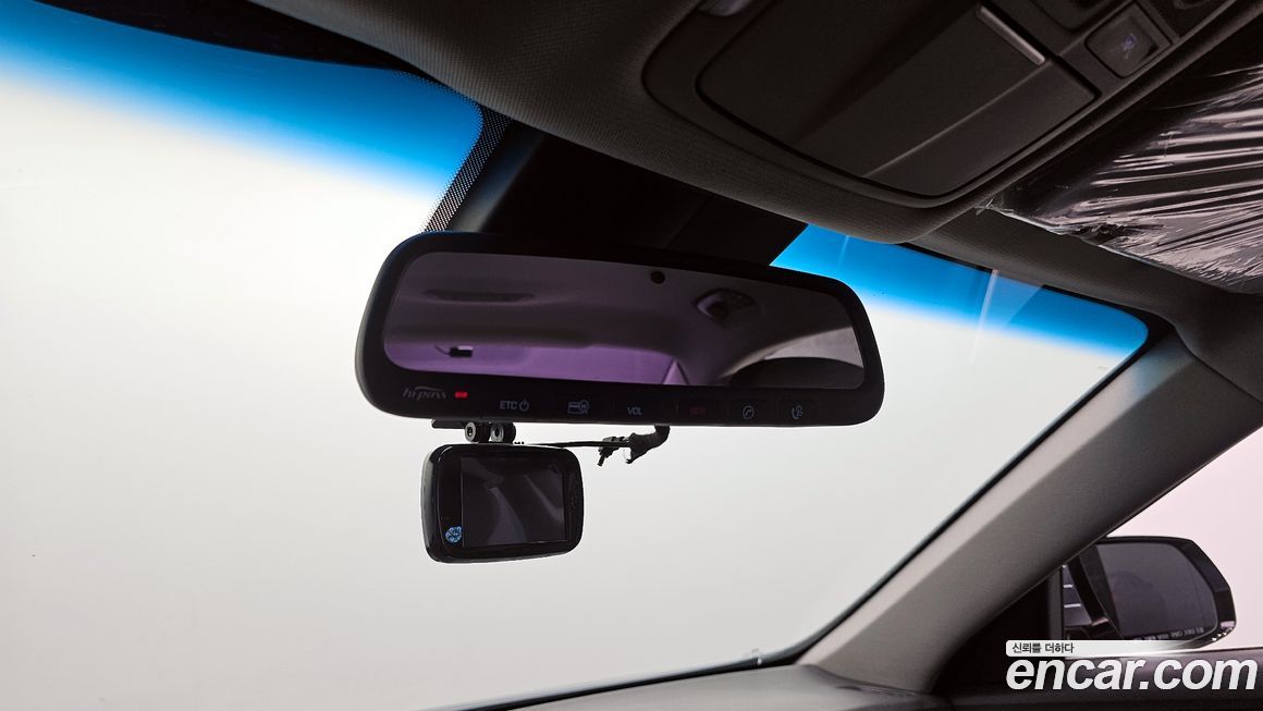 Hyundai Genesis 2016