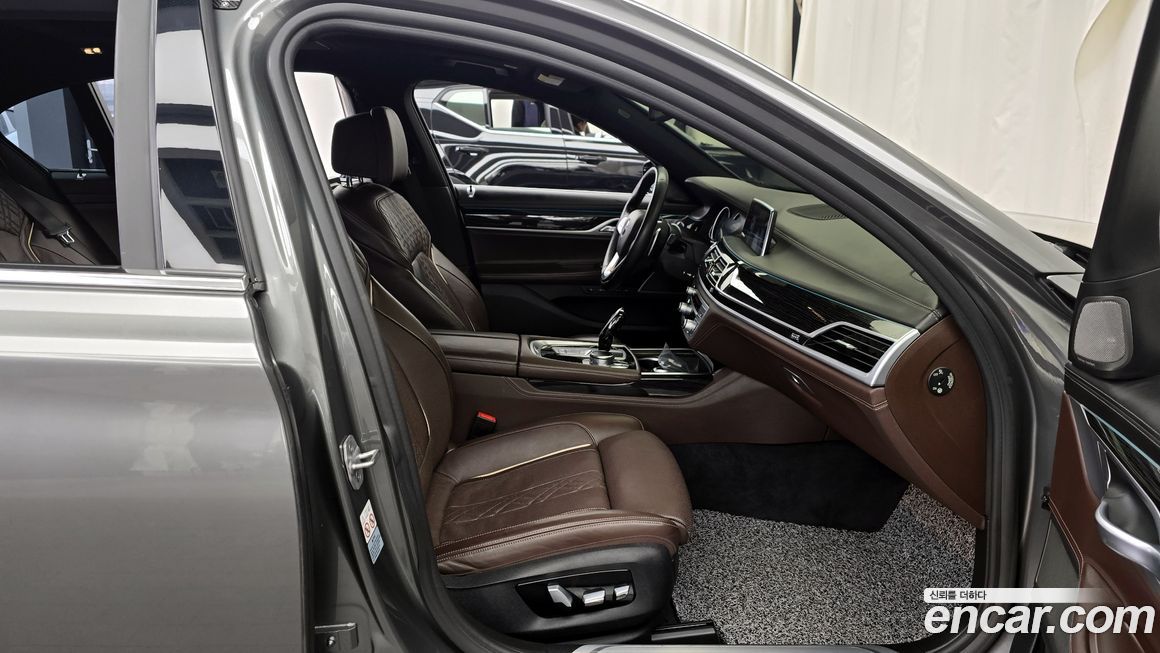 BMW 7-Series 2018