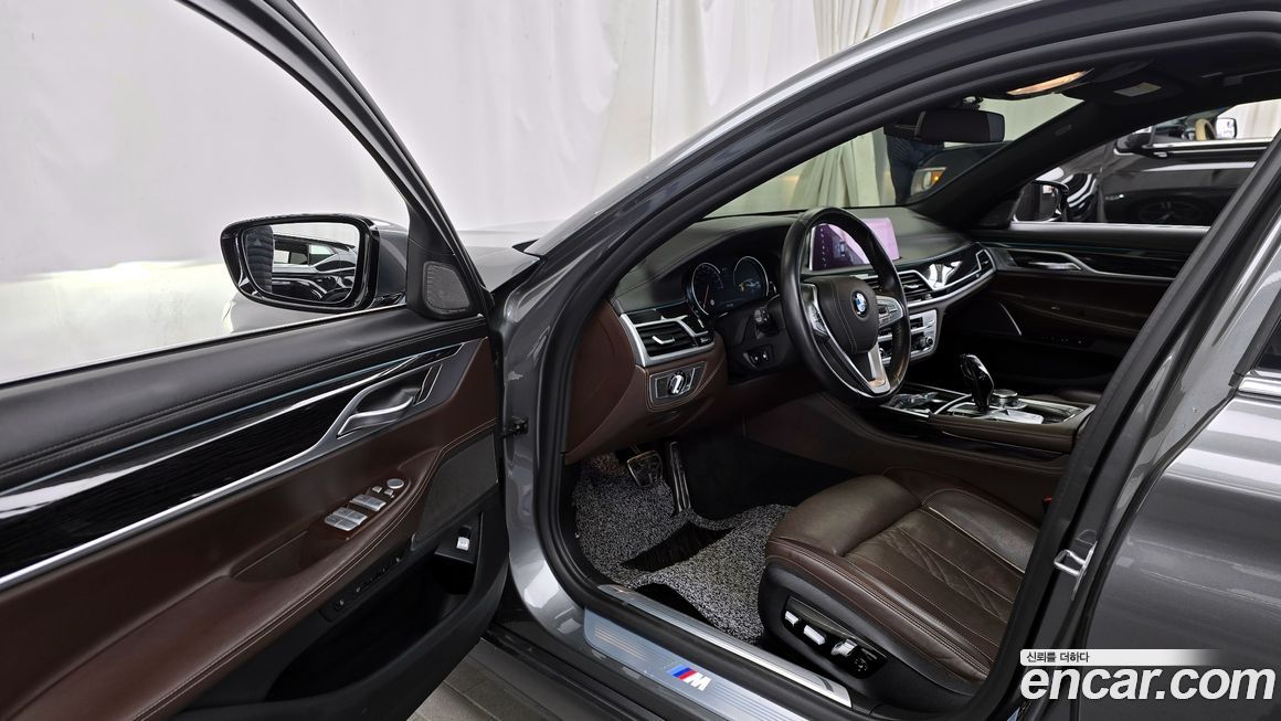 BMW 7-Series 2018