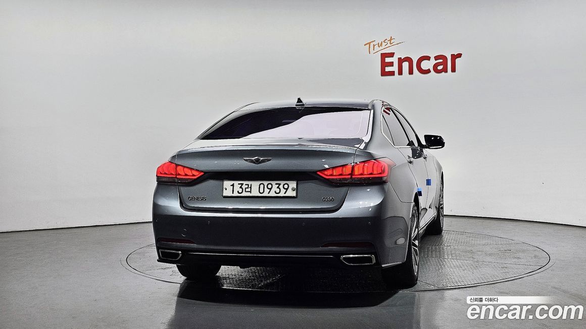 Hyundai Genesis 2016