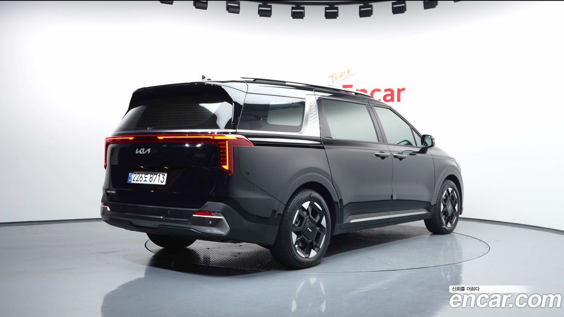 Kia Canival 2025
