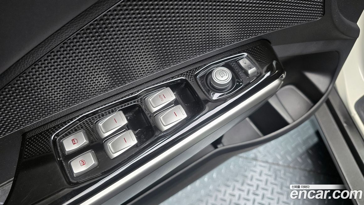 KG_Mobility_Ssangyong TIBOLI 2016