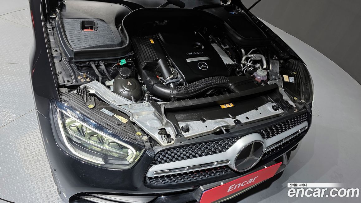 Mercedes-Benz GLC-Class 2023