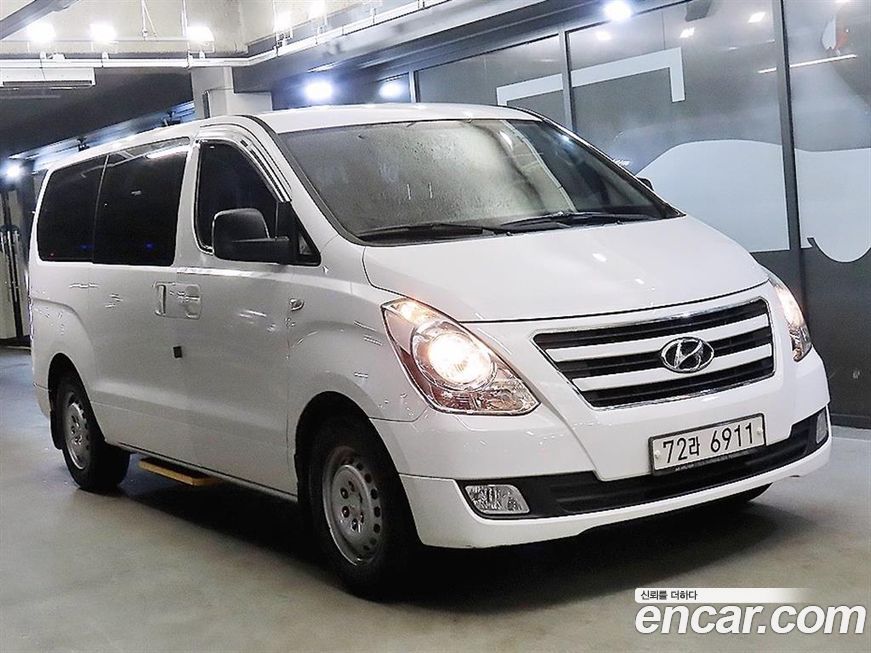 Hyundai Starex 2018