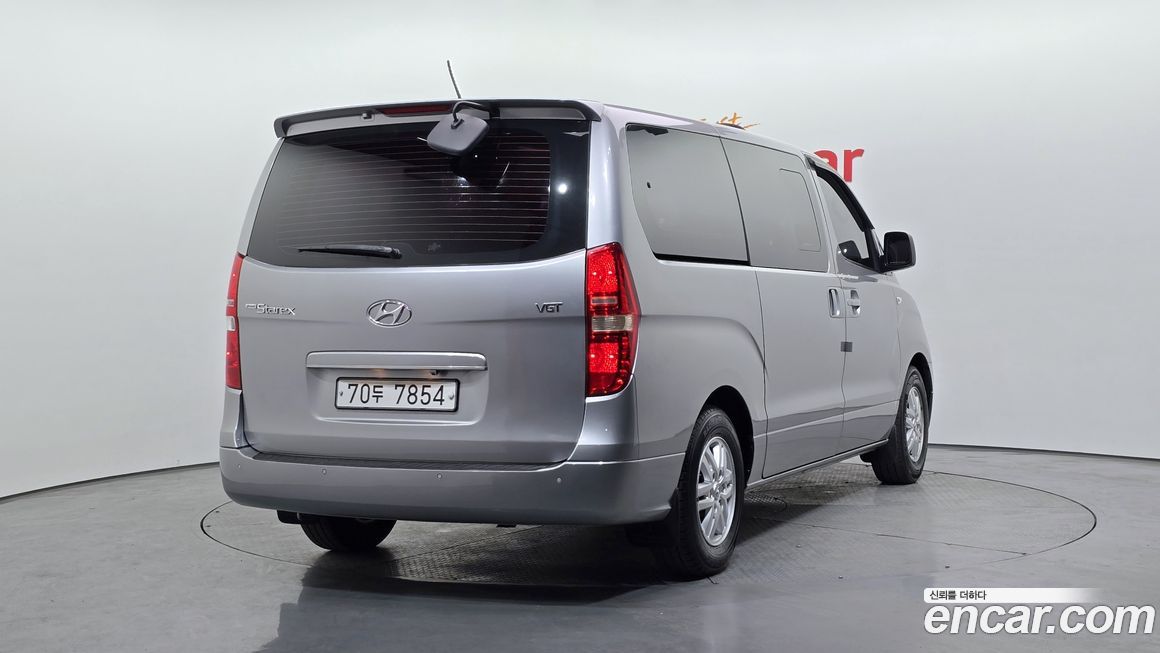 Hyundai Starex 2016