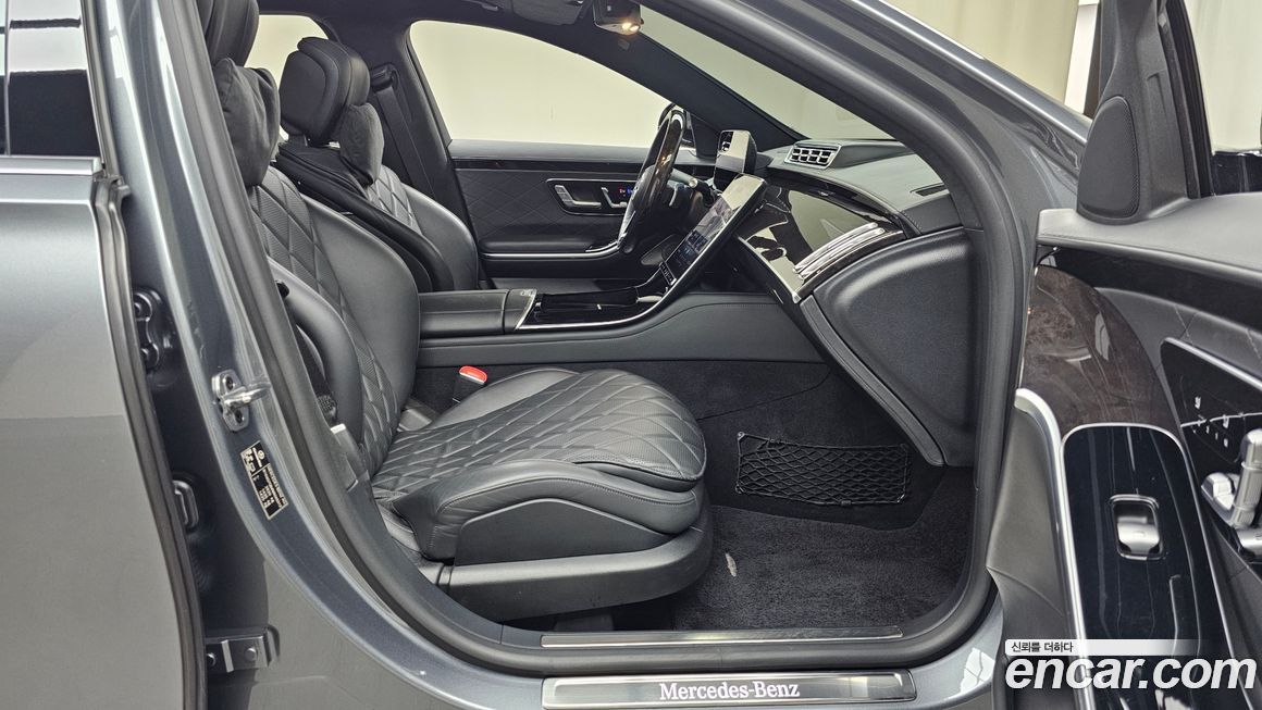 Mercedes-Benz S-Class 2021