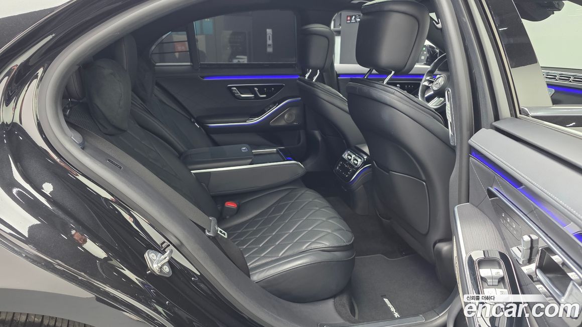 Mercedes-Benz S-Class 2021