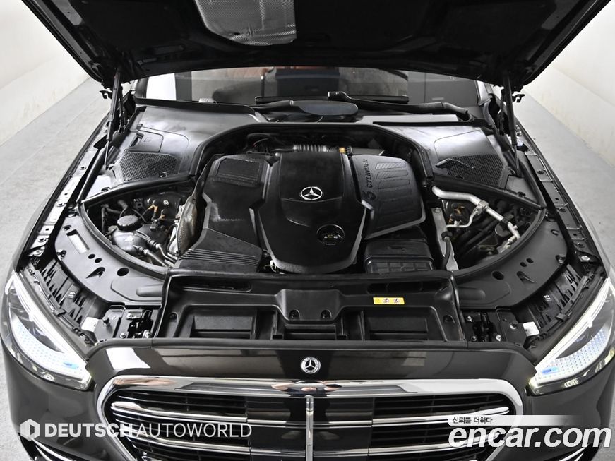 Mercedes-Benz S-Class 2021