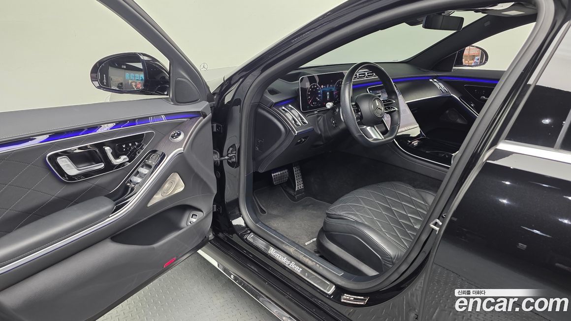 Mercedes-Benz S-Class 2021