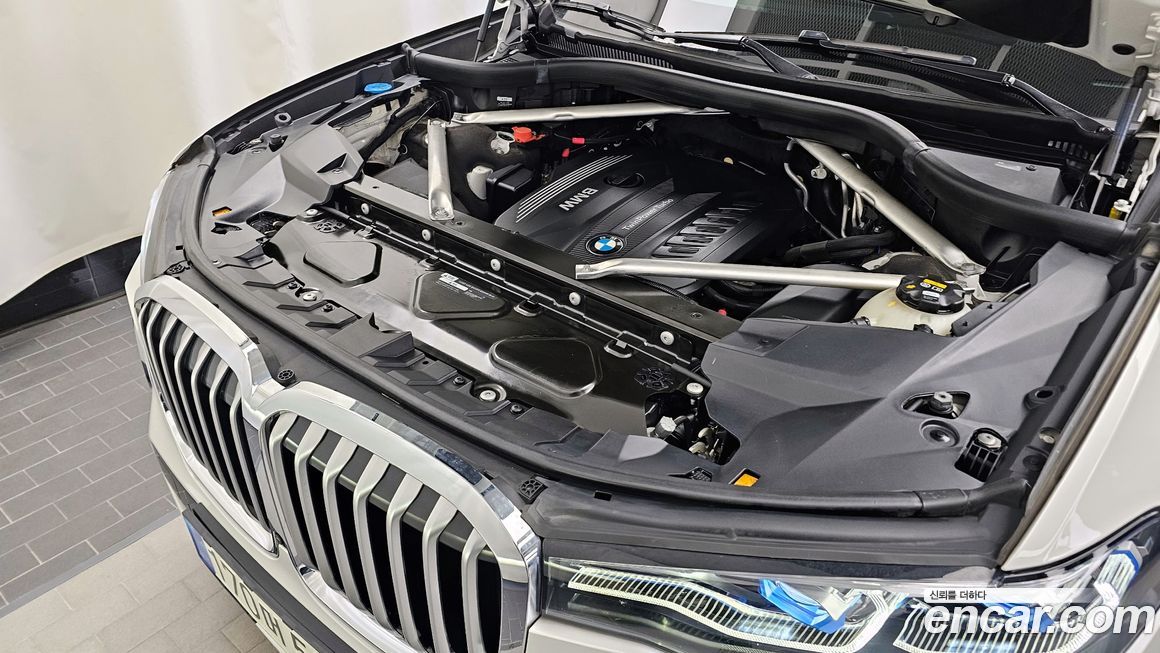 BMW X7 2020
