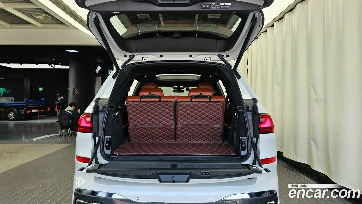 BMW X7 2020