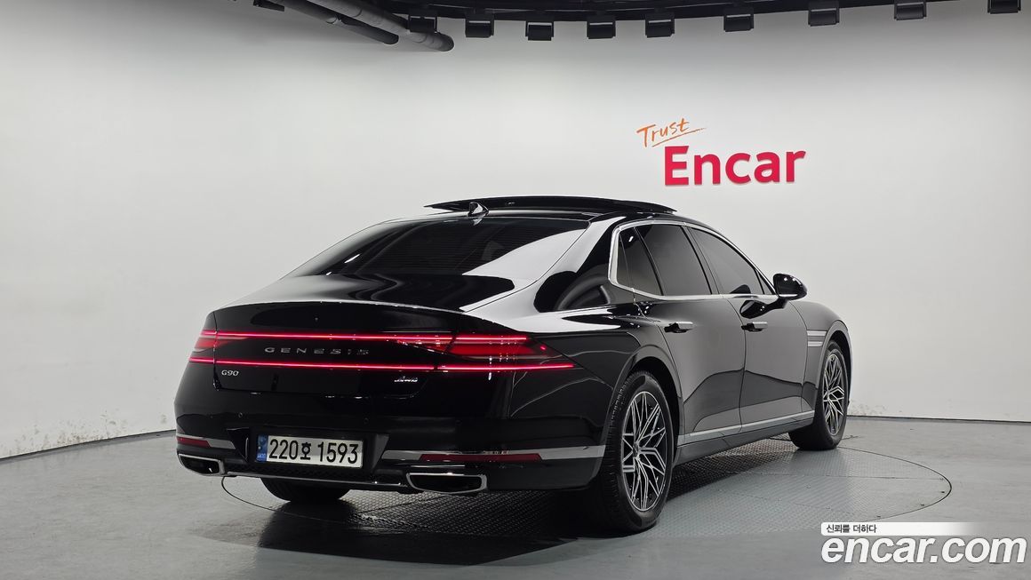 Genesis G90 2023