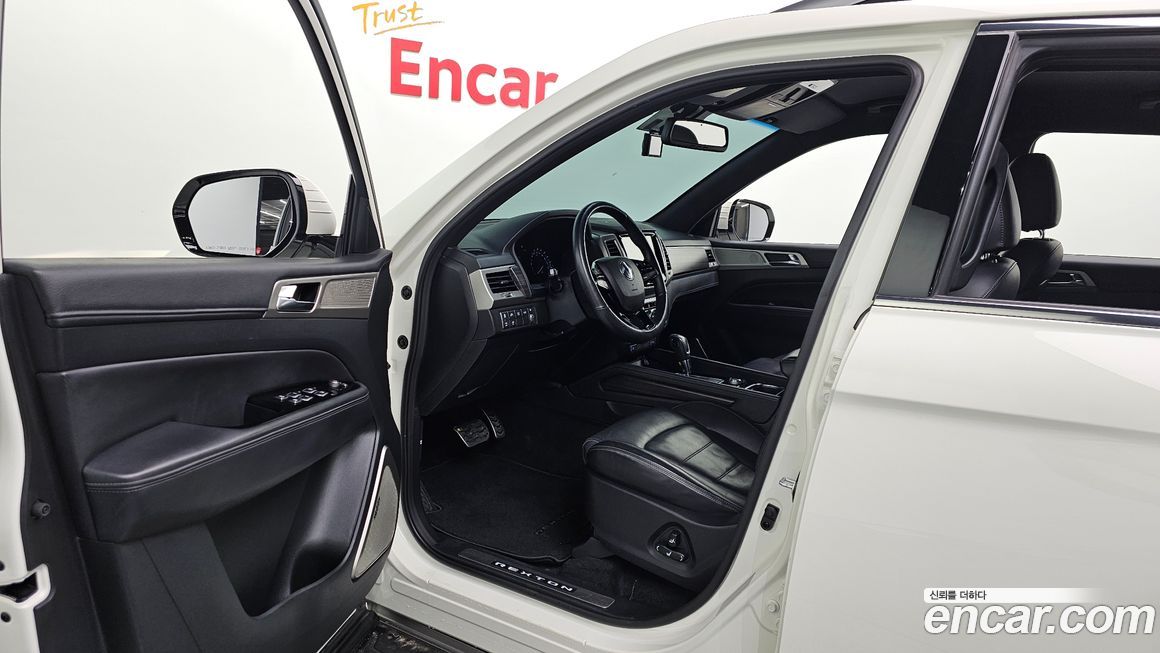 KG_Mobility_Ssangyong Rexton 2018