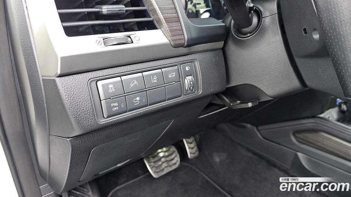 KG_Mobility_Ssangyong Rexton 2018