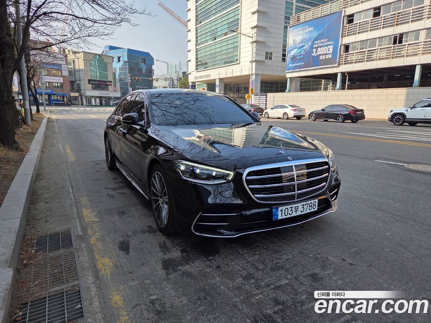 Mercedes-Benz S-Class 2022