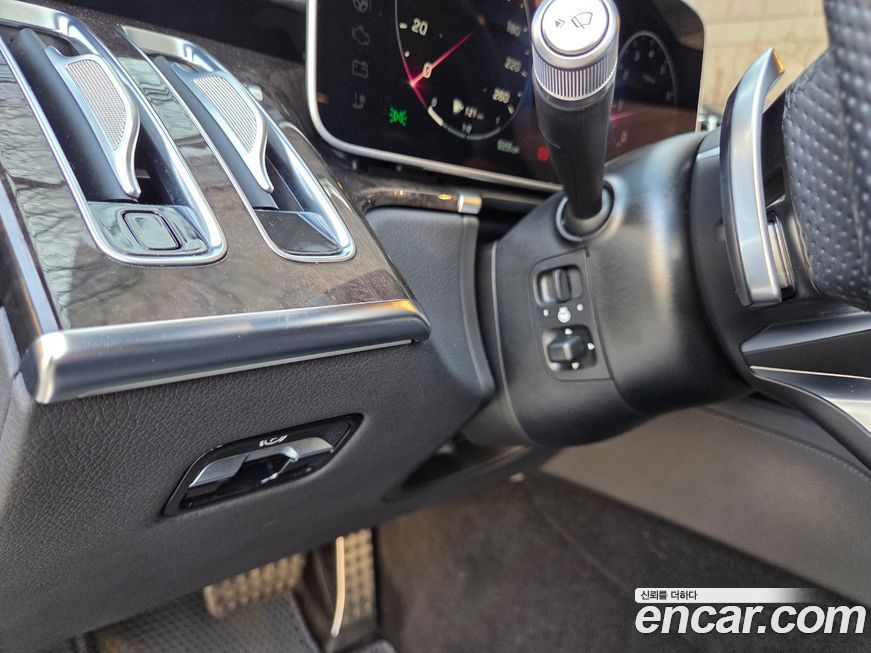 Mercedes-Benz S-Class 2022