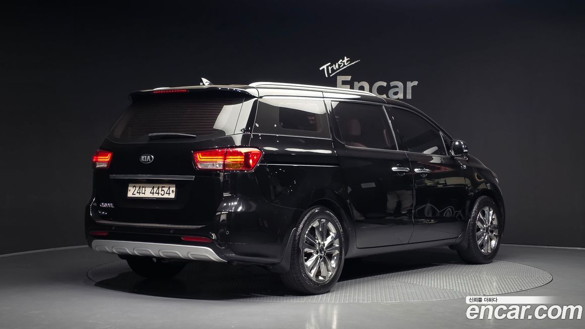 Kia Canival 2015