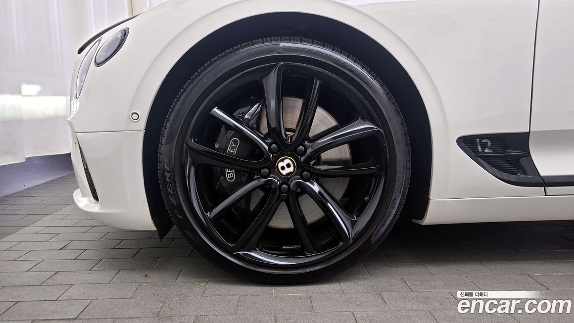 Bentley Continental 2019