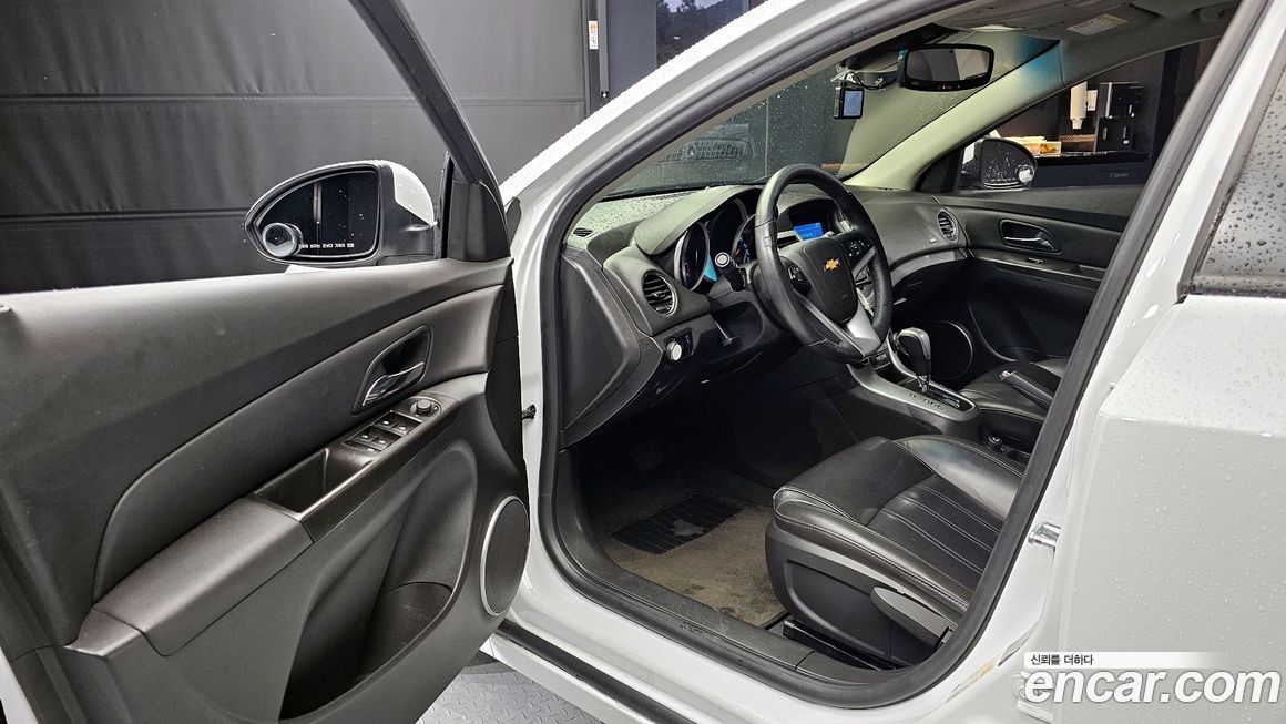 ChevroletGMDaewoo Cruze 2012