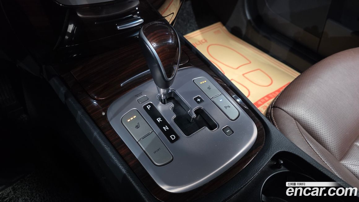 Hyundai Genesis 2013