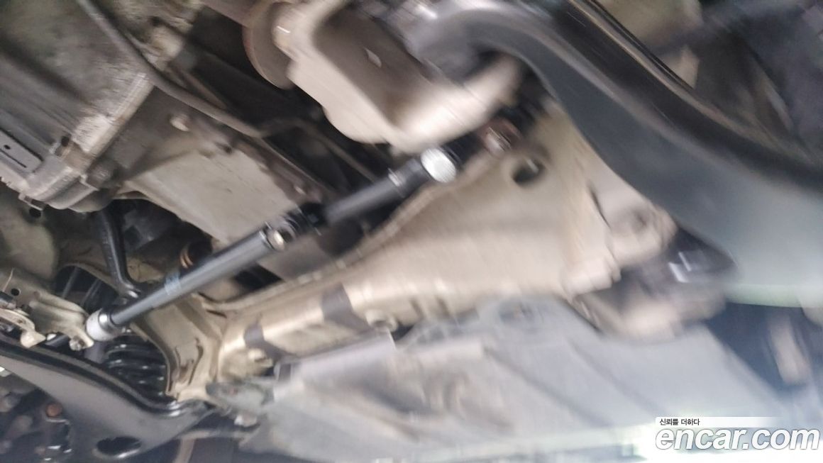 KG_Mobility_Ssangyong Chairman 2002