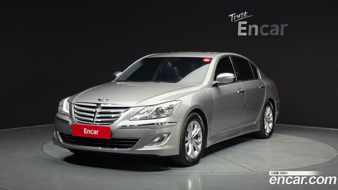 Hyundai Genesis 2013