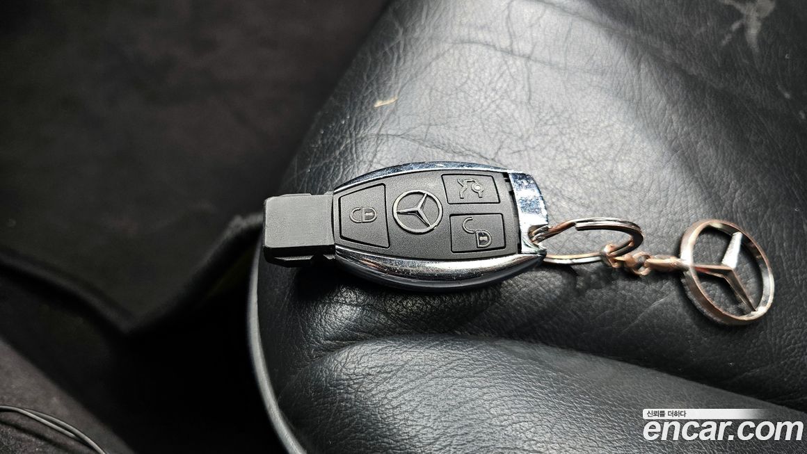 Mercedes-Benz E-Class 2001