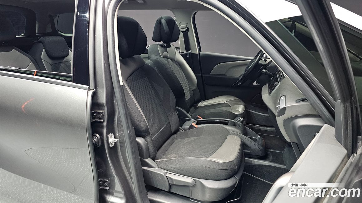 Citroen-DS C4 SpaceTourer 2019