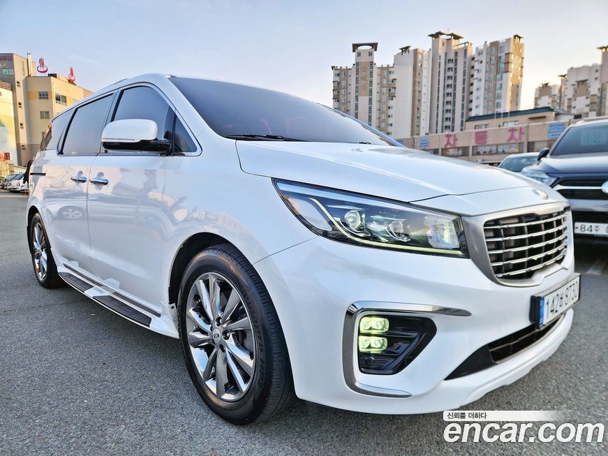 Kia Canival 2019