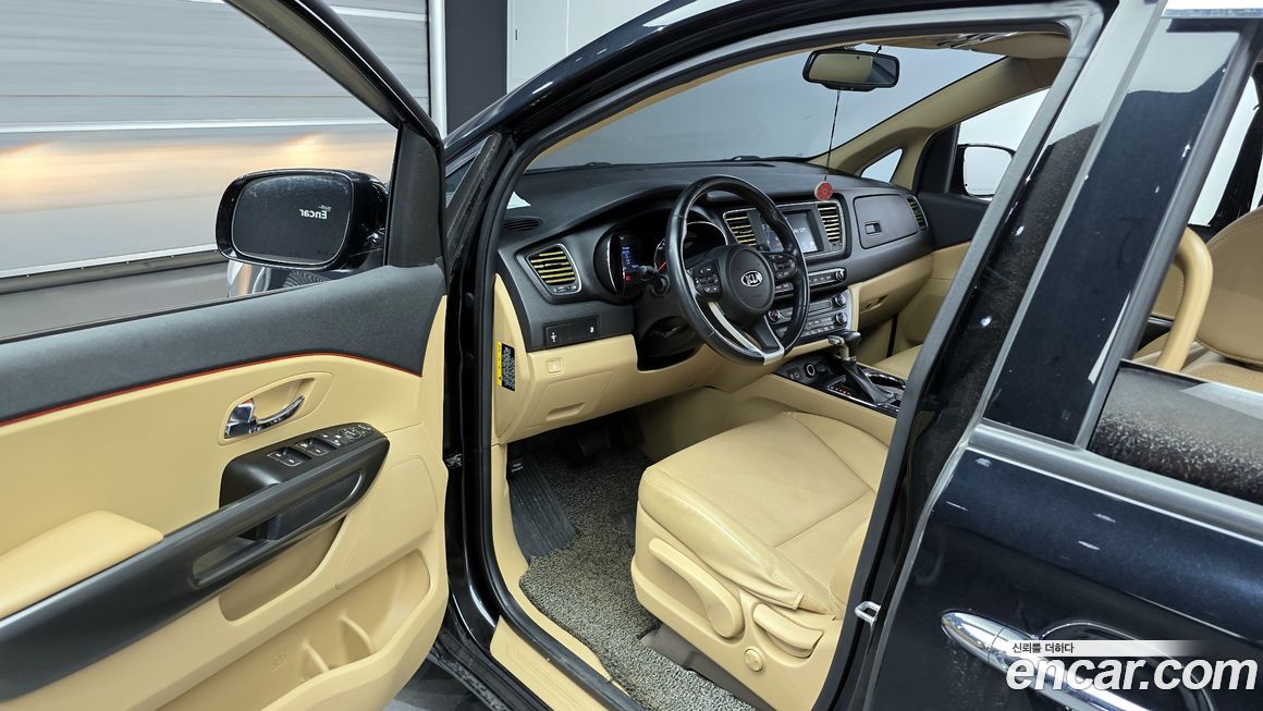 Kia Canival 2019