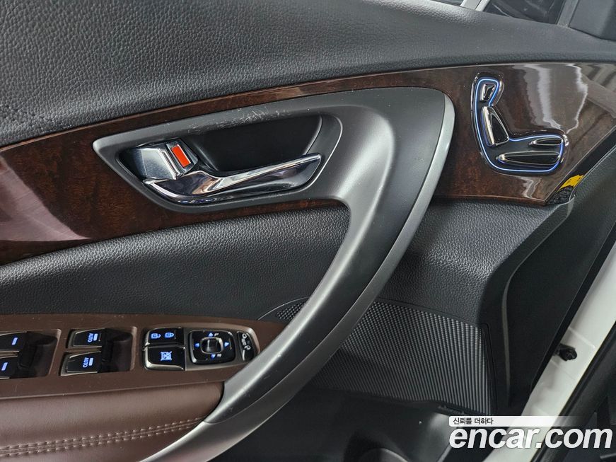 Hyundai Grandeur 2011