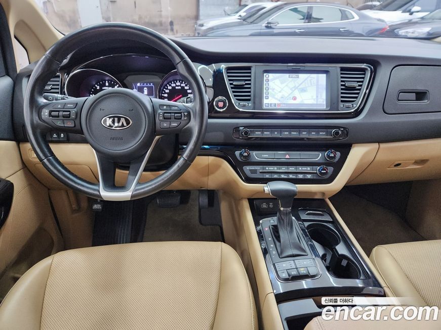 Kia Canival 2018