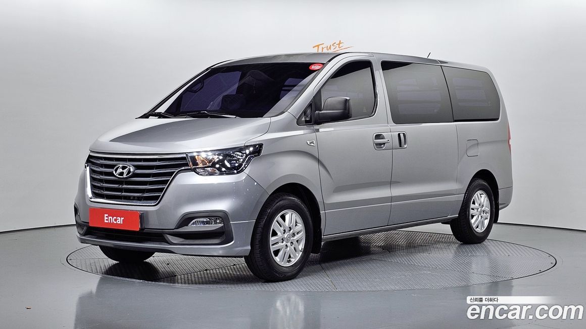 Hyundai Starex 2019