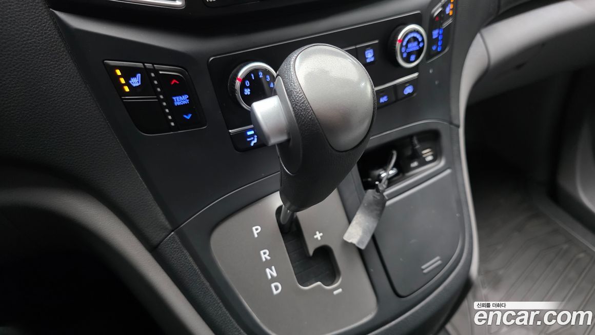 Hyundai Starex 2018