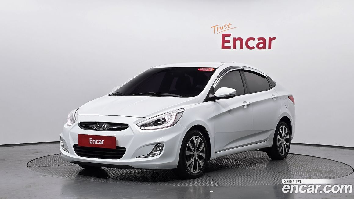 Hyundai Accent 2015