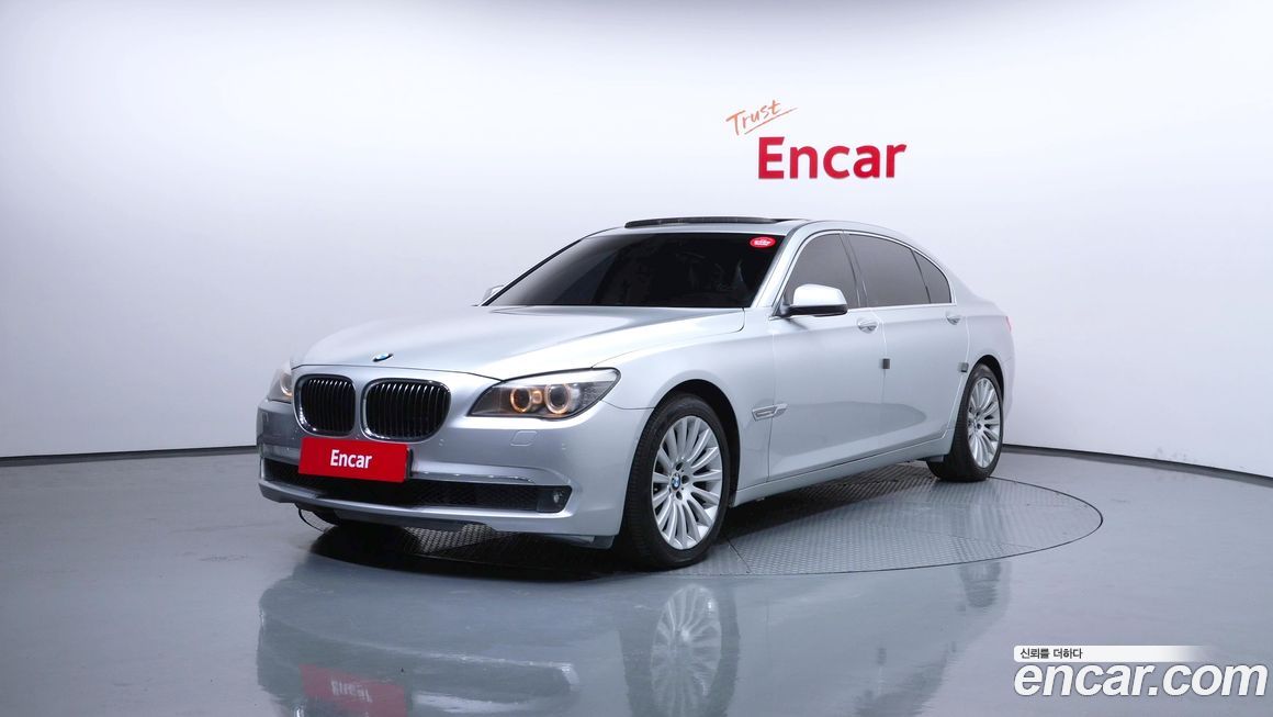 BMW 7-Series 2010