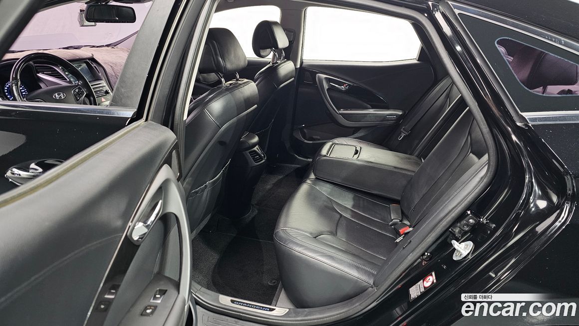 Hyundai Grandeur 2016