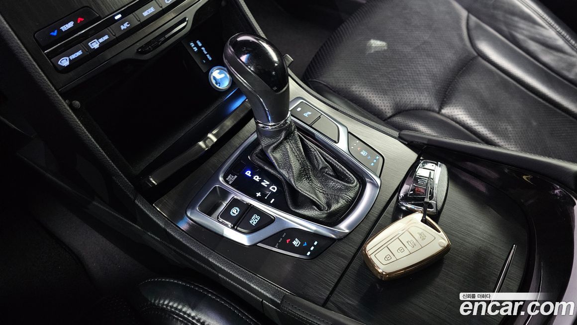 Hyundai Grandeur 2016