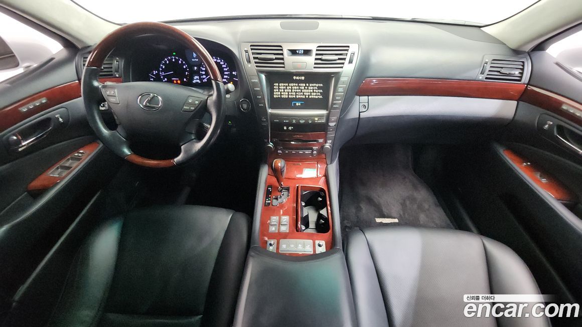 Lexus LS 2009
